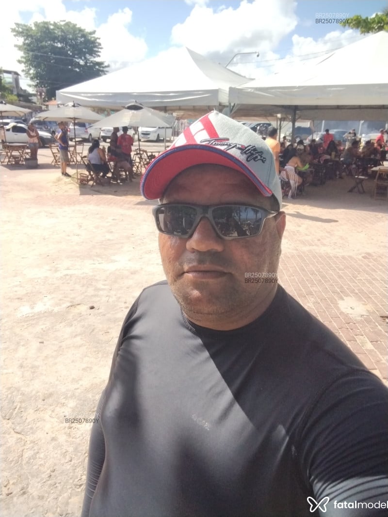 Acompanhante Manuel - Feed