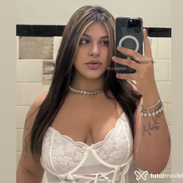 Acompanhante Isadora Diniz - Feed