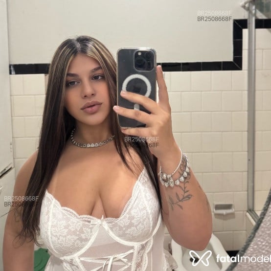 Acompanhante Isadora Diniz - Feed