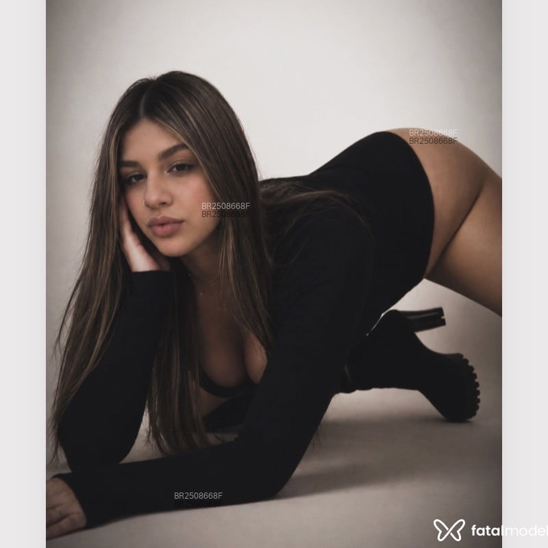 Acompanhante Isadora Diniz - Feed