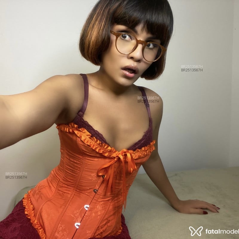 Acompanhante Velma Dinkley - Feed