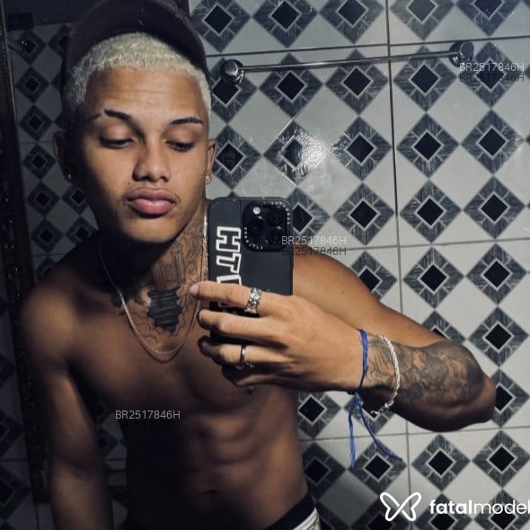 Acompanhante Kauã Fonseca - Feed