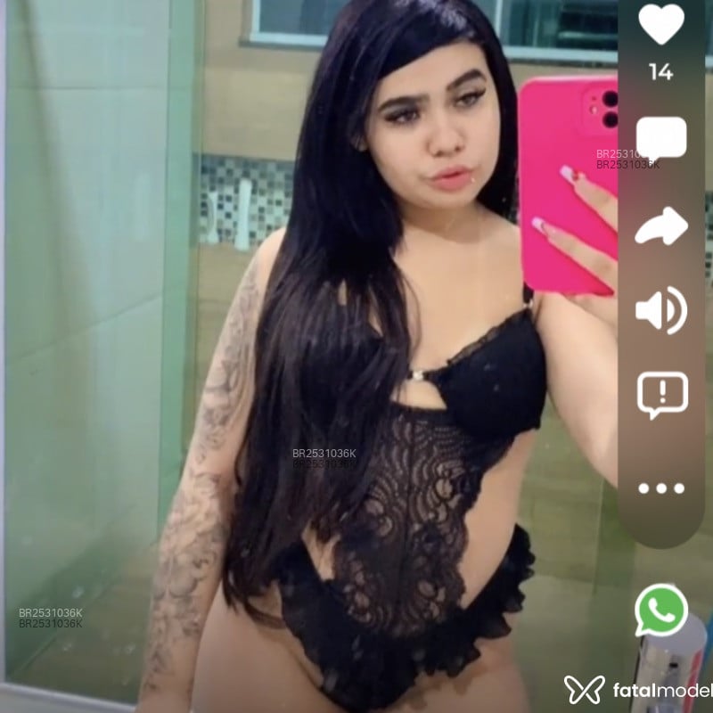 Acompanhante Alice - Feed