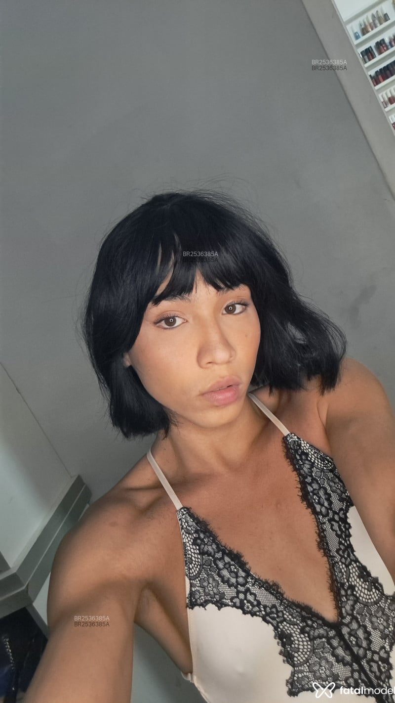 Acompanhante Luisa - Feed