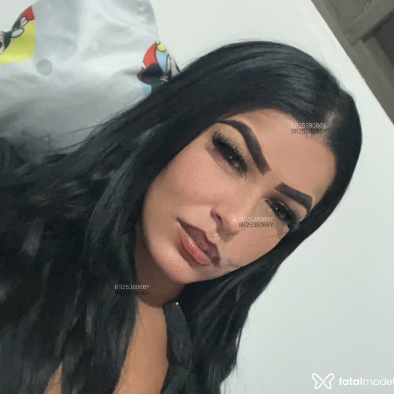 Acompanhante Nicki - Feed