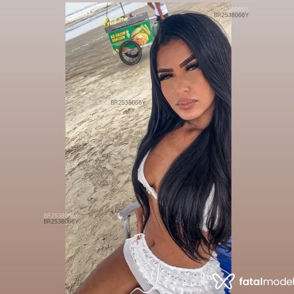 Acompanhante Nicki - Feed
