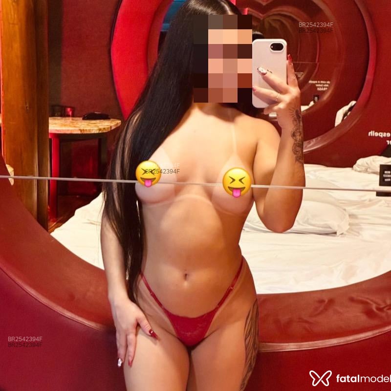 Acompanhante Emílly Silveira - Feed