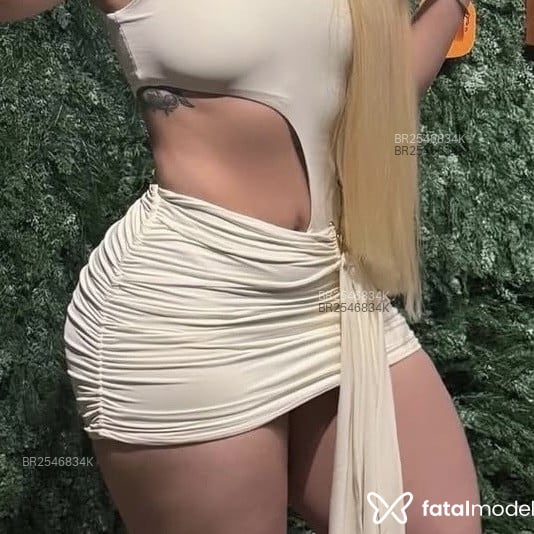 Acompanhante Luiza - Feed