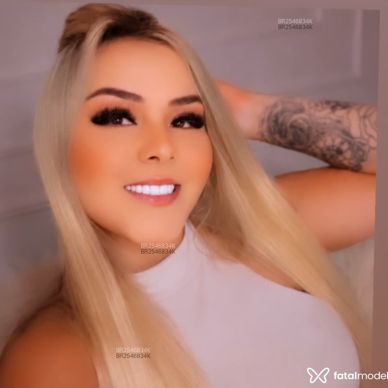 Acompanhante Luiza - Feed