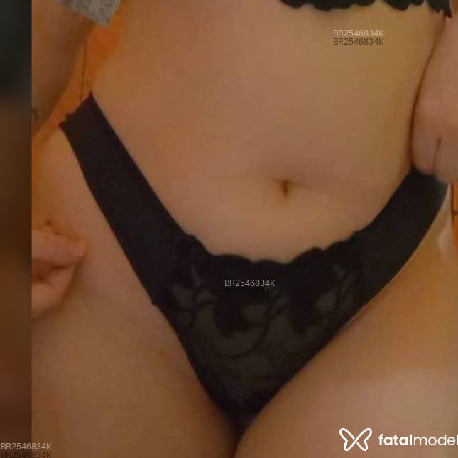Acompanhante Luiza - Feed