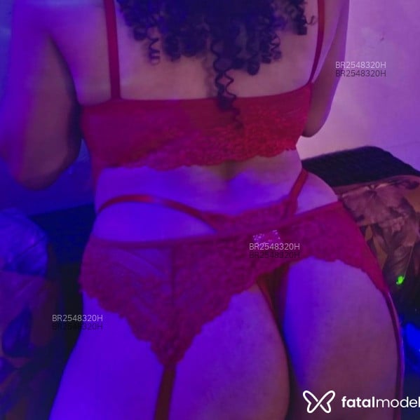 Acompanhante Caroline - Feed
