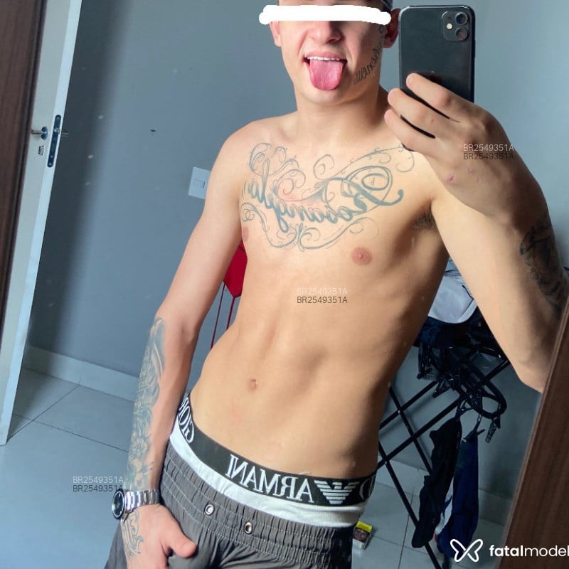 Acompanhante Leozinho - Feed