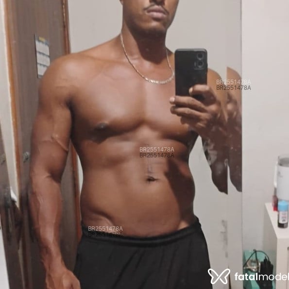 Acompanhante Vinicius - Feed