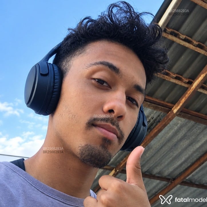 Acompanhante Eliseu Jt - Feed