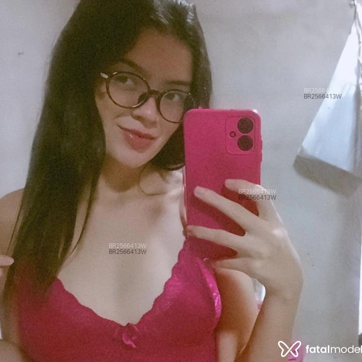 Acompanhante Ana Clara - Feed