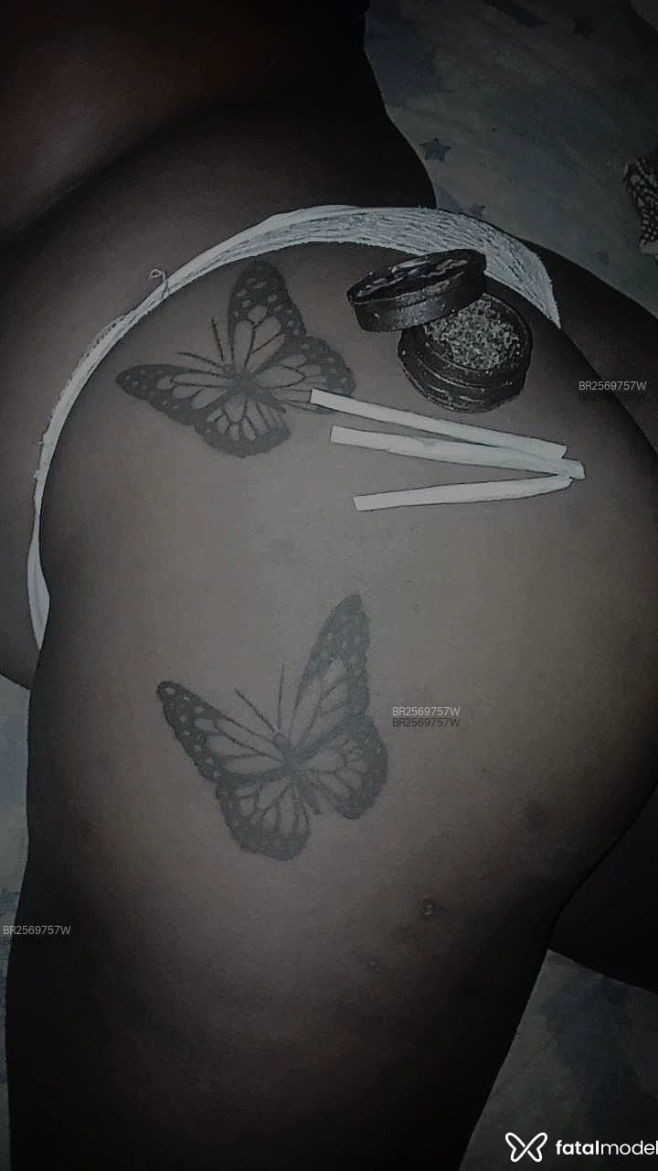 Acompanhante Anja Negra - Feed