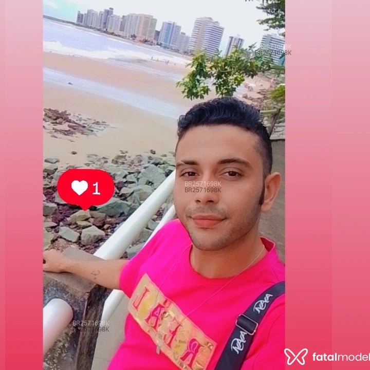 Acompanhante Vitor - Feed
