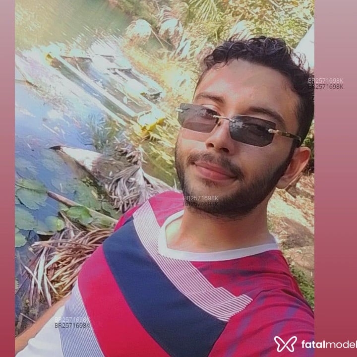 Acompanhante Vitor - Feed