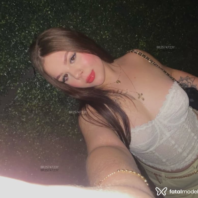 Acompanhante Tiffanynovinha - Feed
