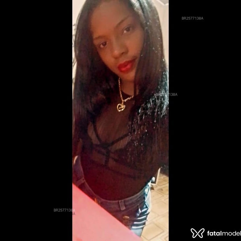 Acompanhante Morena - Feed