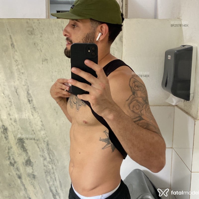 Acompanhante Samuel - Feed