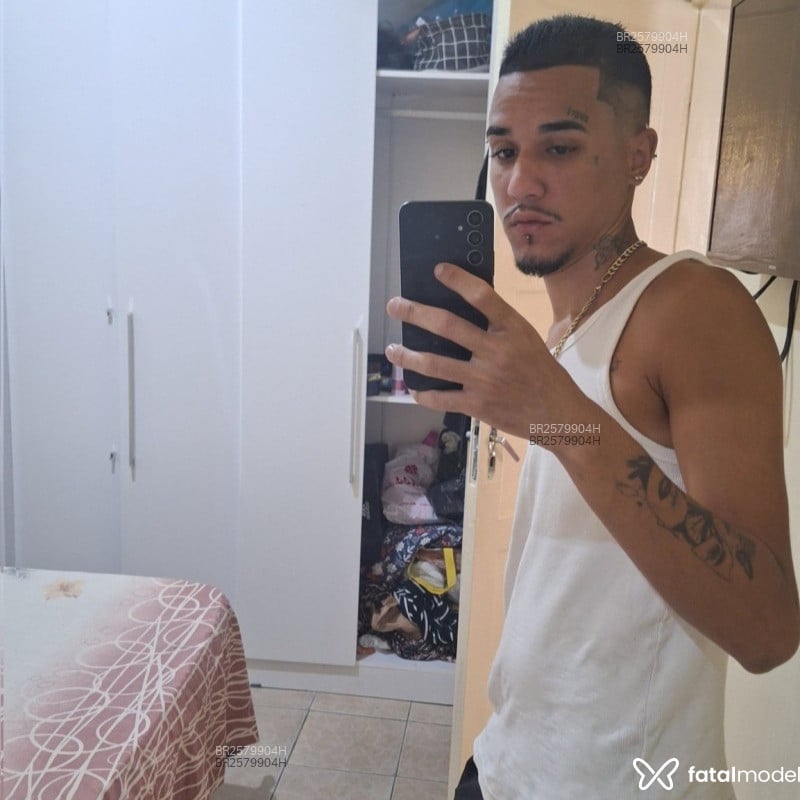 Acompanhante Paugrossãonovinho - Feed