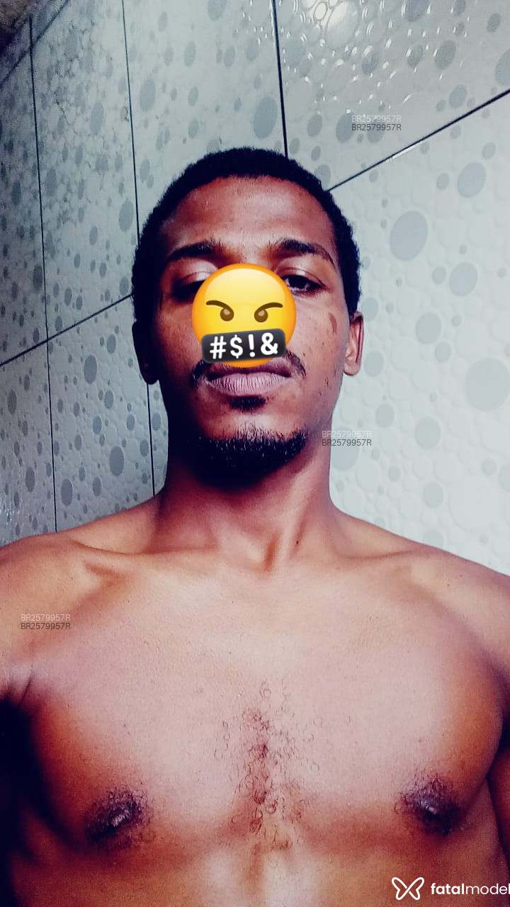 Acompanhante Pretinho - Feed