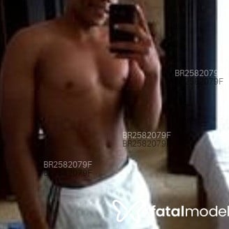 Acompanhante Vitor Gabriel - Feed