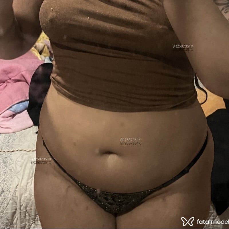 Acompanhante Mel - Feed