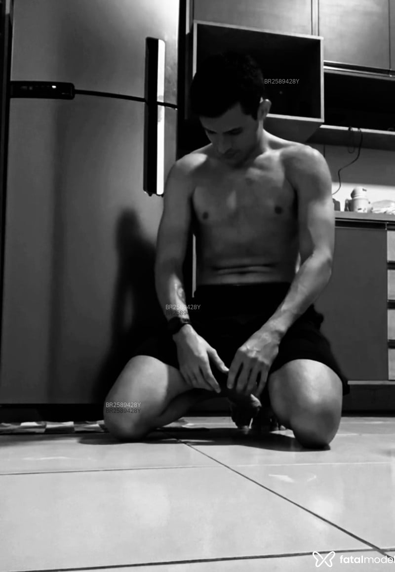 Acompanhante Tesudo - Feed