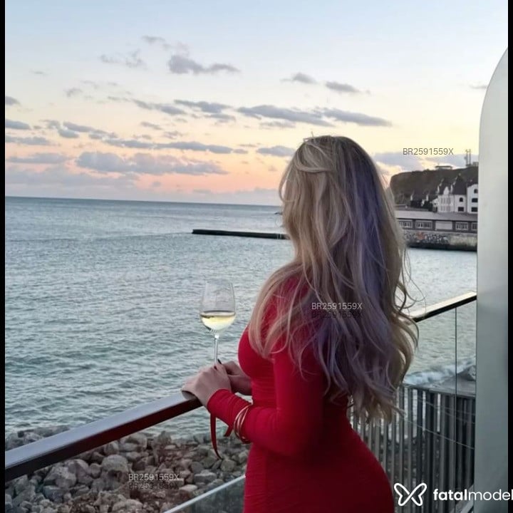 Acompanhante Cecília Ferraz - Feed