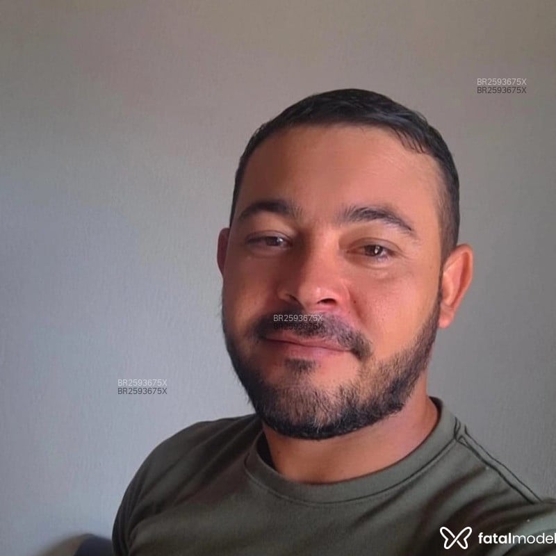 Acompanhante Ronicharles Alves - Feed