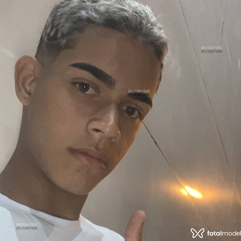 Acompanhante Heitor Vasconselos - Feed