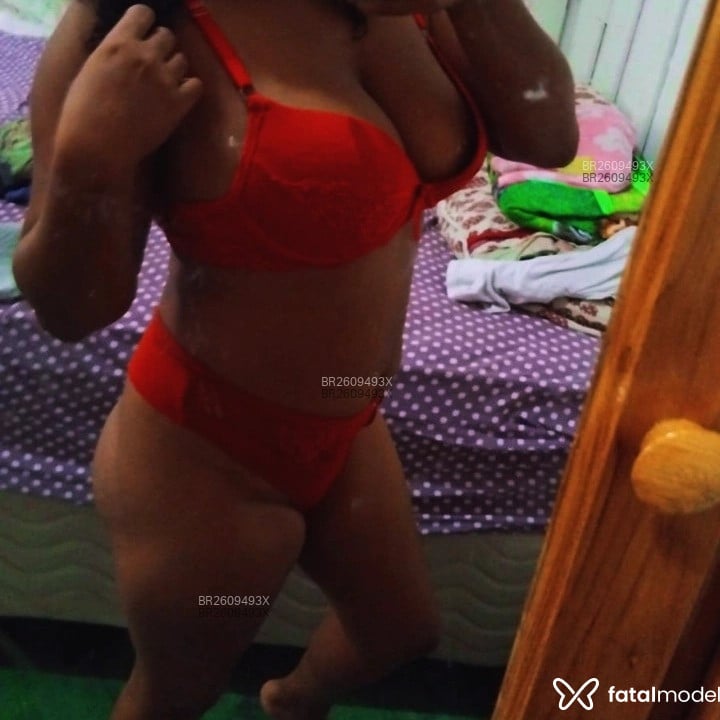 Acompanhante Nanda - Feed