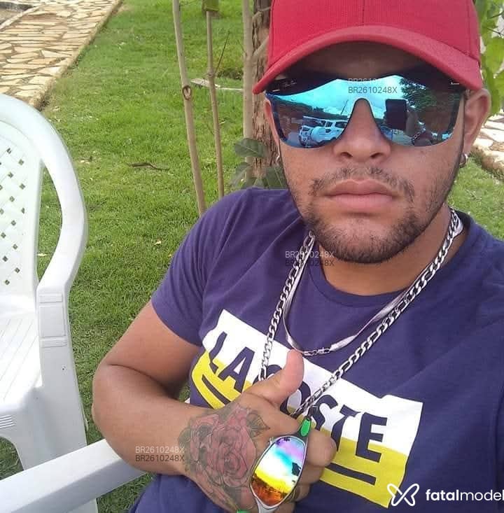 Acompanhante Carlos Henrique - Feed