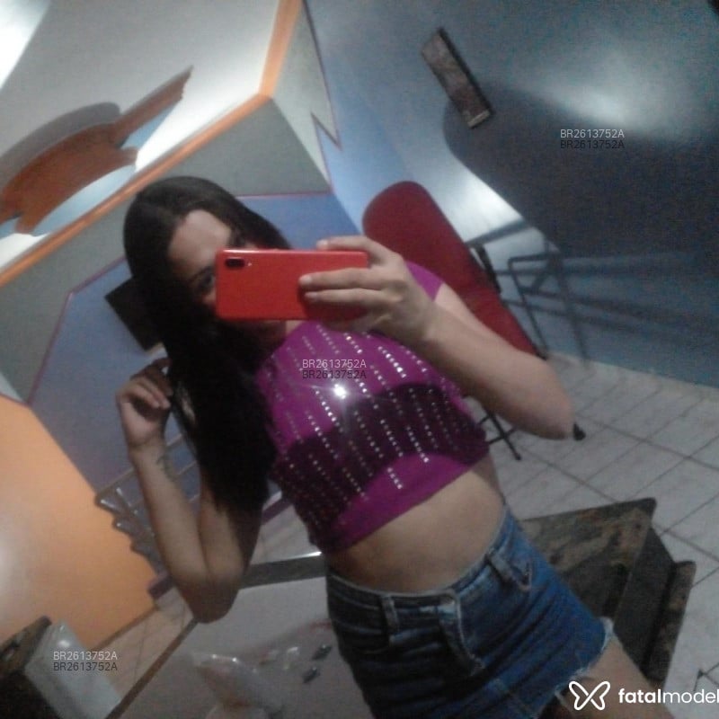 Acompanhante Eduarda - Feed
