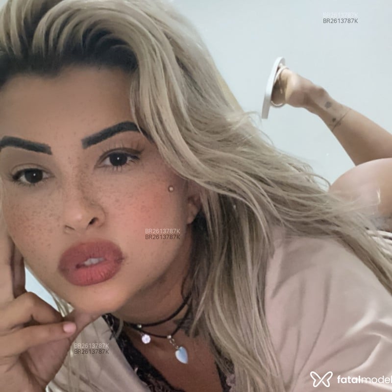Acompanhante Larryse Lis - Feed