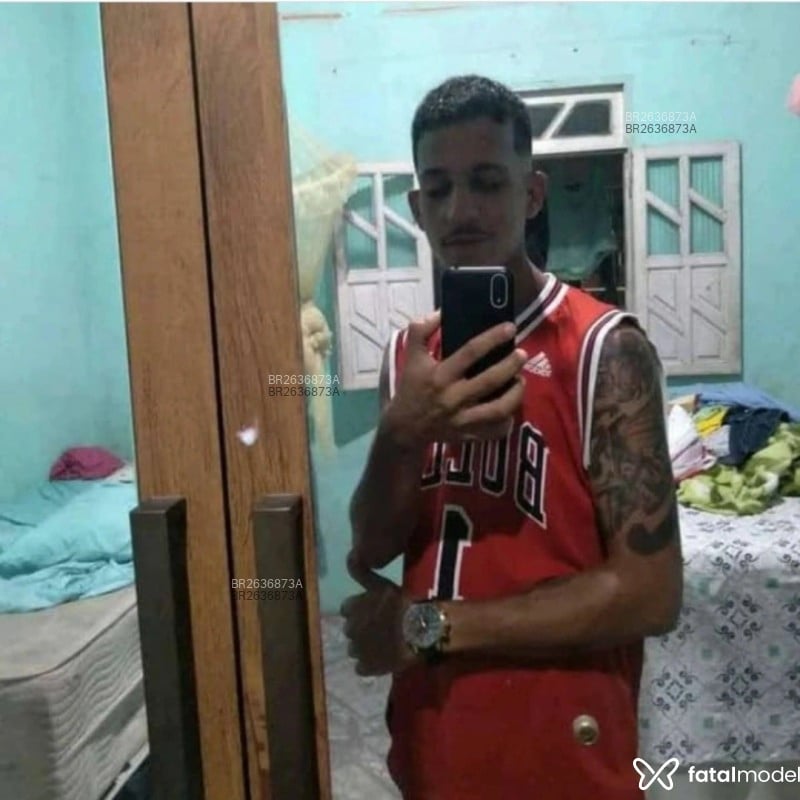Acompanhante Matheus - Feed