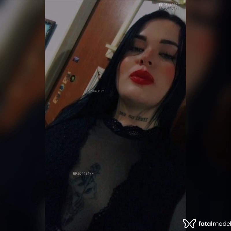 Acompanhante Elisa - Feed