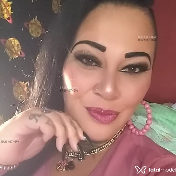 Acompanhante Morena - Feed