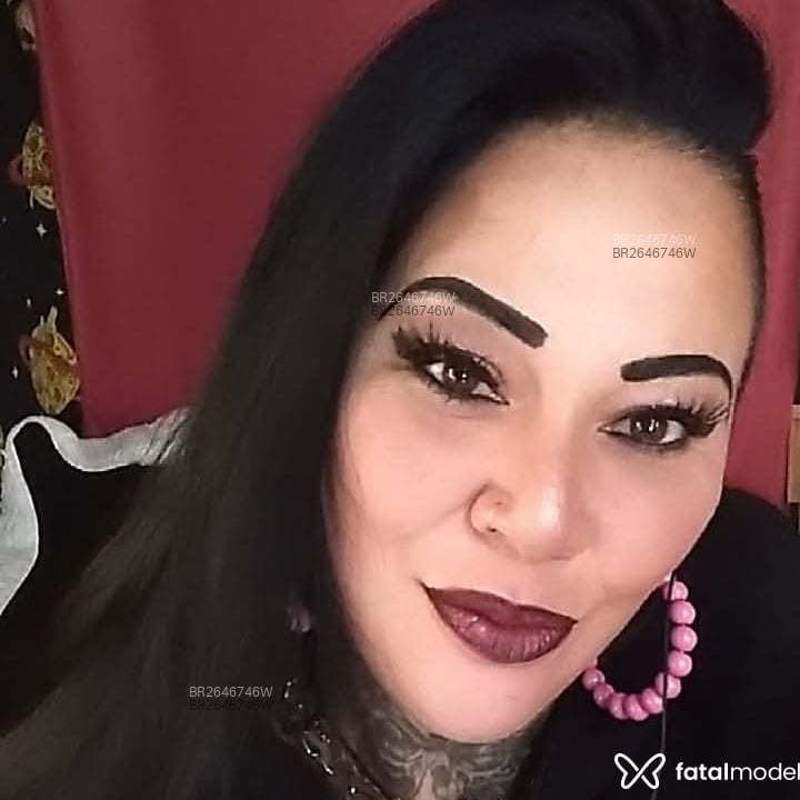 Acompanhante Morena - Feed