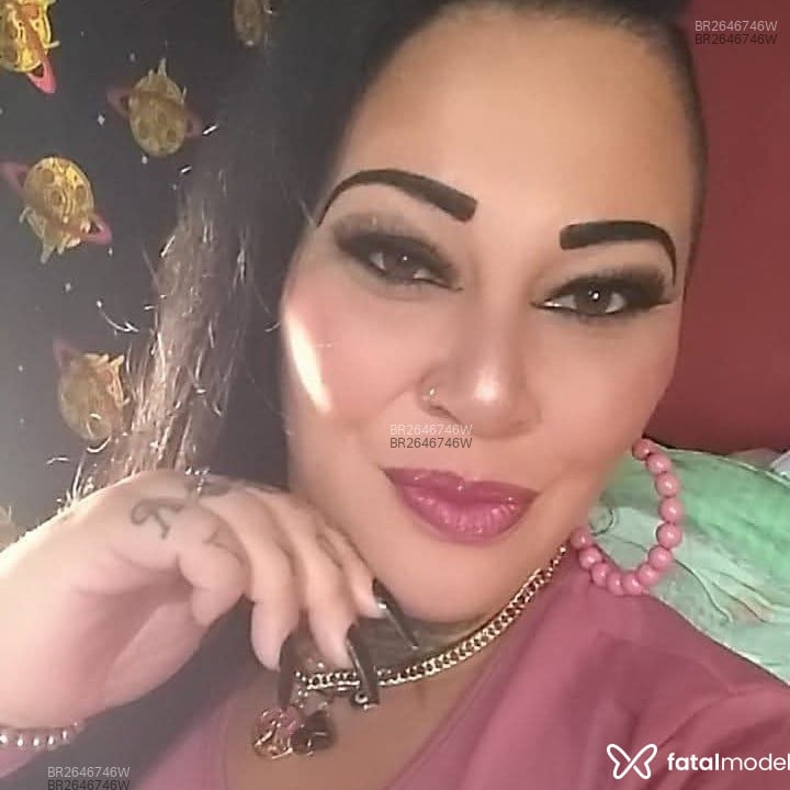 Acompanhante Morena - Feed