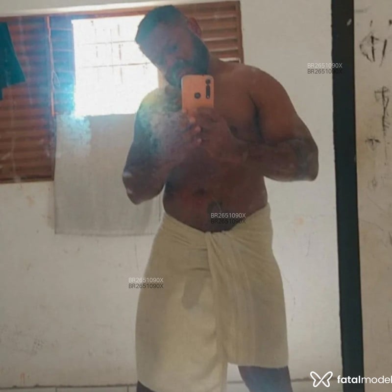 Acompanhante Leandro Nego - Feed