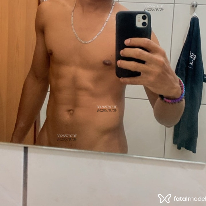 Acompanhante Henrique Carvalho - Feed