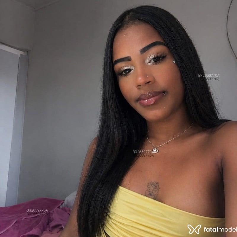 Acompanhante Isabelle - Feed