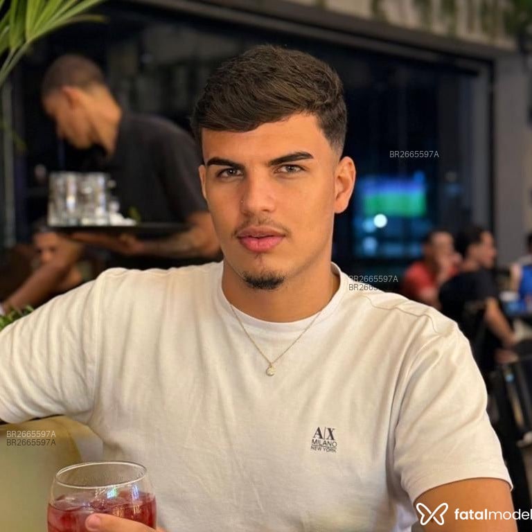 Acompanhante Henrique Veigas - Feed