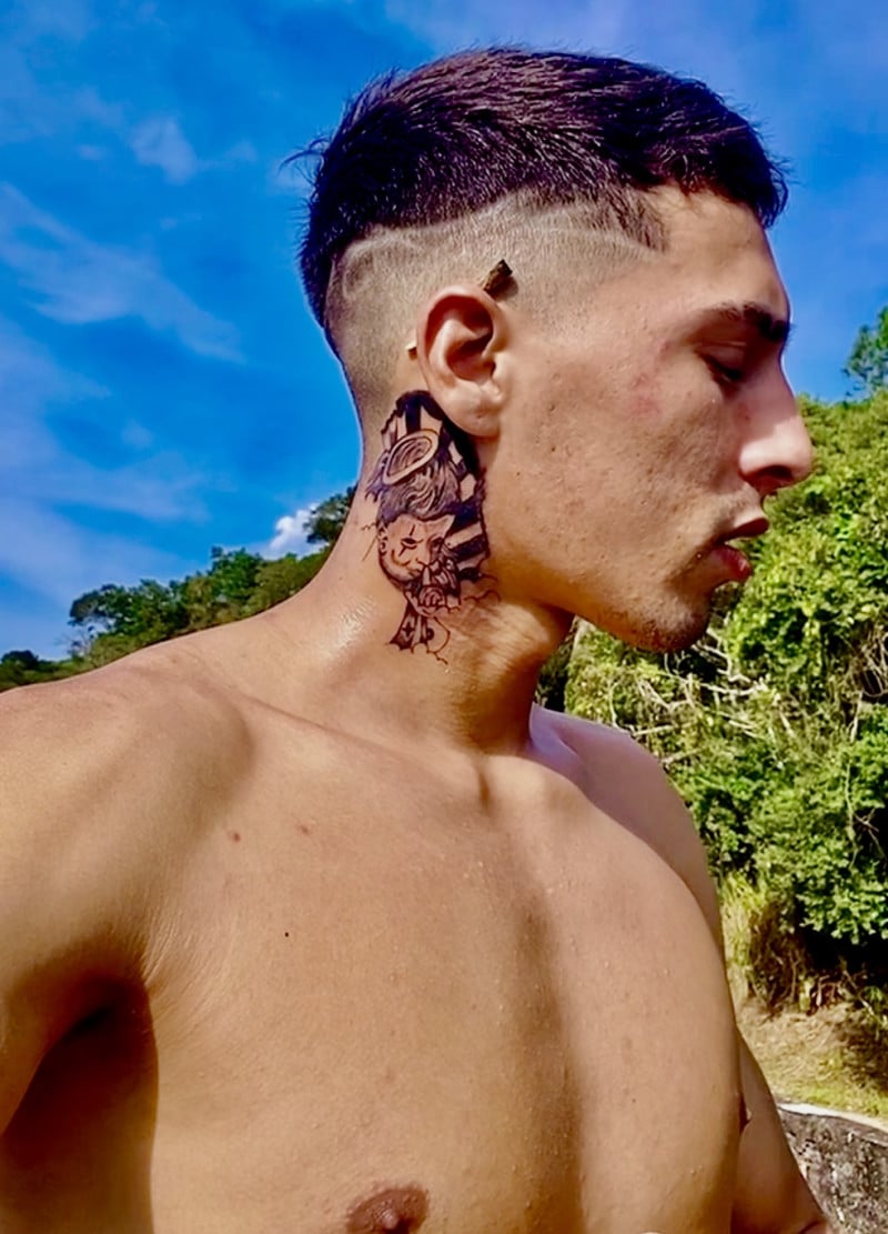 Acompanhante Carlos - Feed