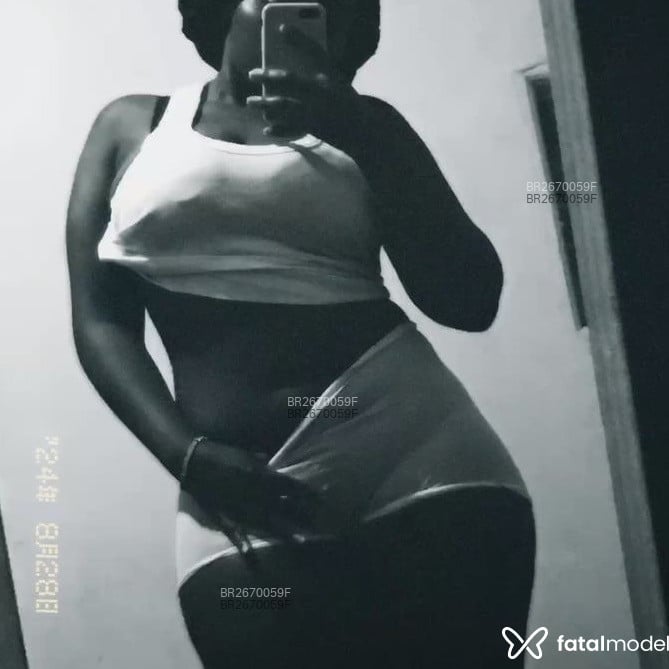 Acompanhante Lulu - Feed
