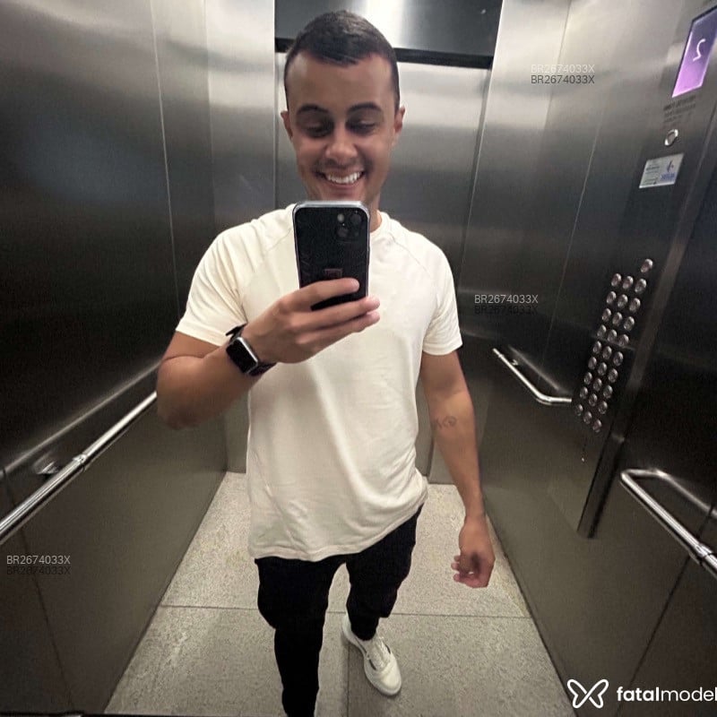 Acompanhante Guilherme - Feed