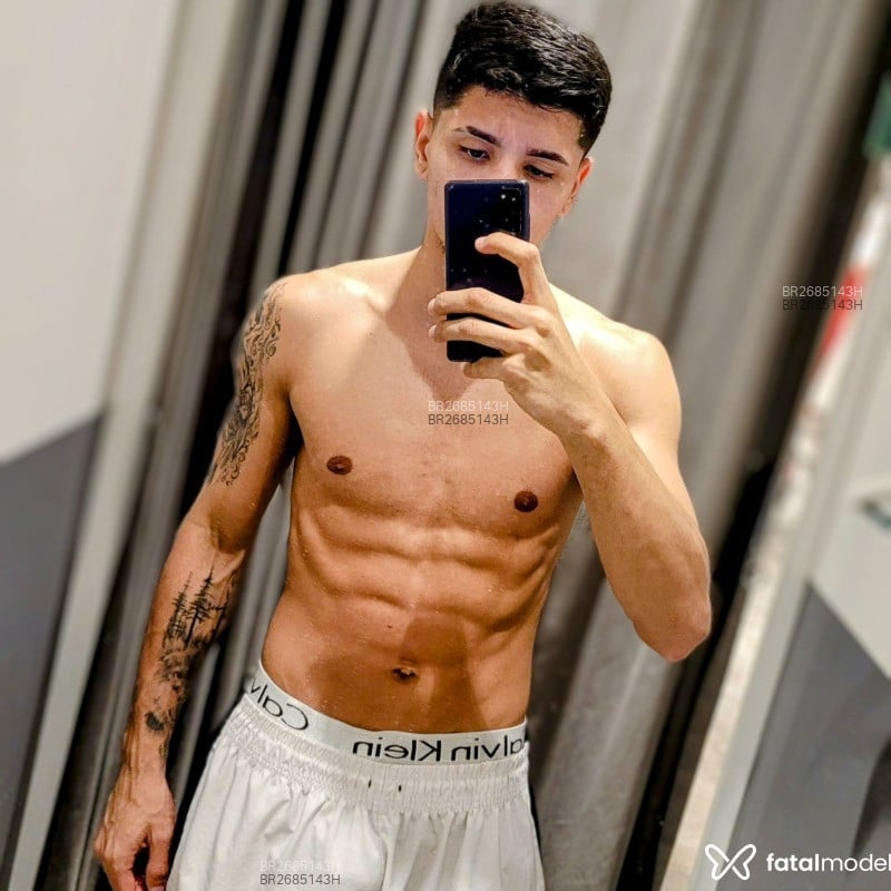 Acompanhante Guilherme - Feed